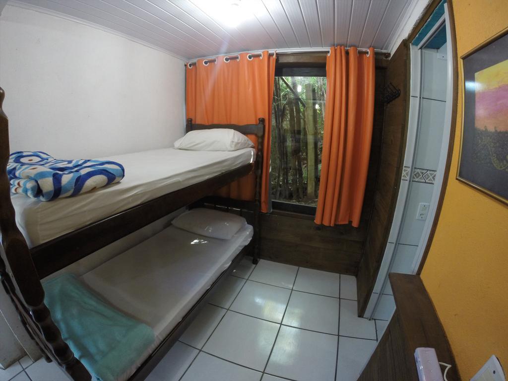 Explorer Hostel Praia do Rosa
