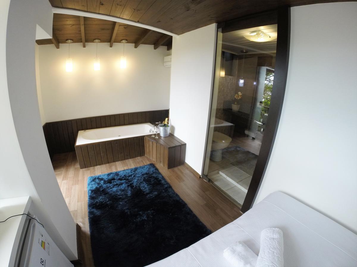 Explorer Hostel